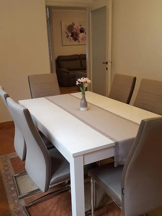 Harmony Apartment غييكا